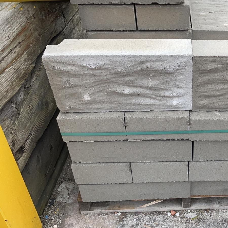 Rockfaced 4'' Concrete Block